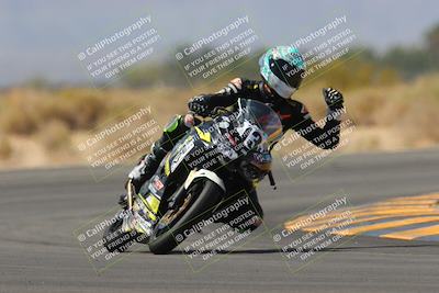 media/Apr-16-2023-CVMA (Sun) [[6bd2238b8d]]/Race 11 500 Supersport-350 Supersport/